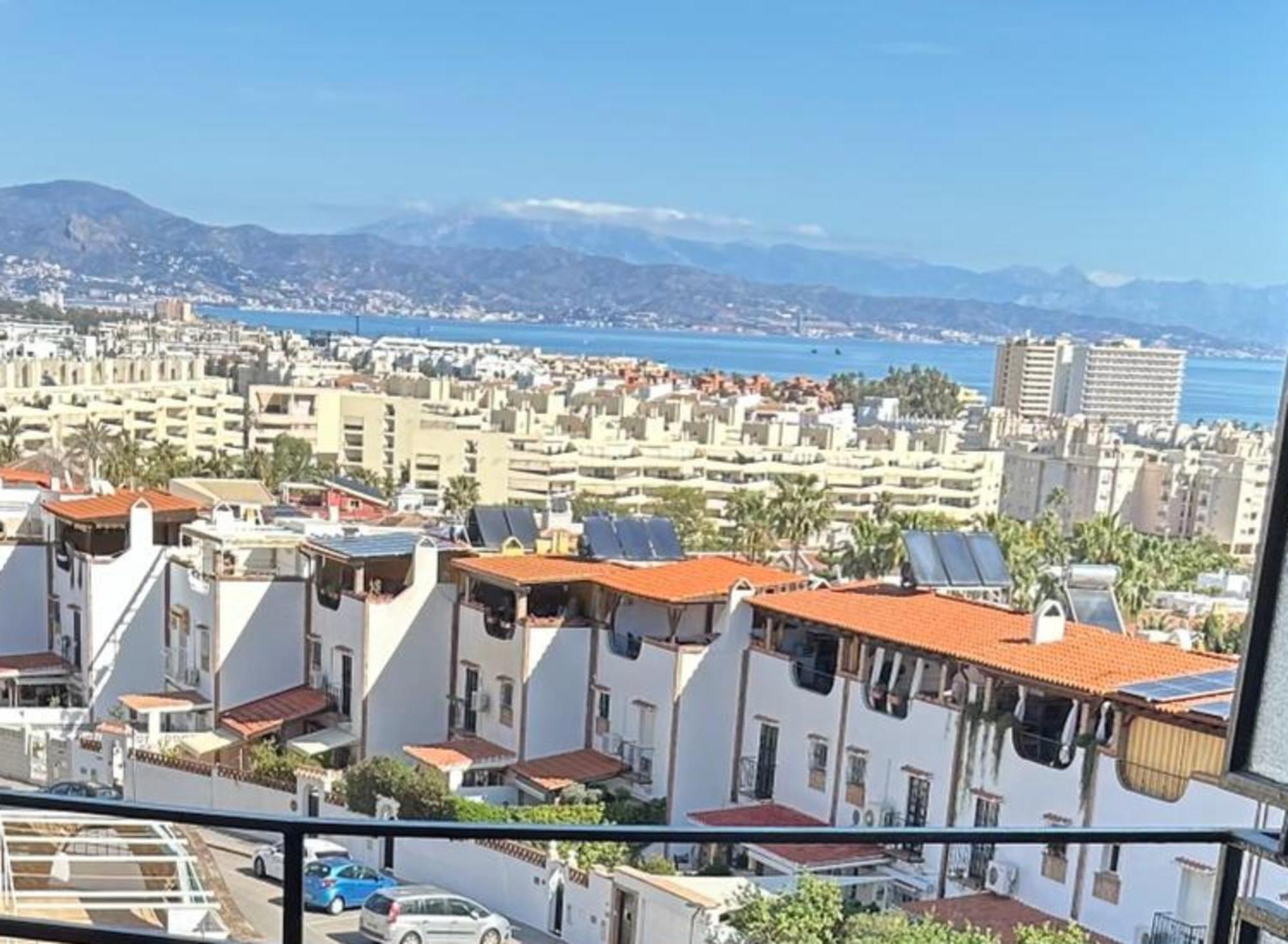 Oasis En Playamar Con Piscina Apartment Torremolinos Luaran gambar
